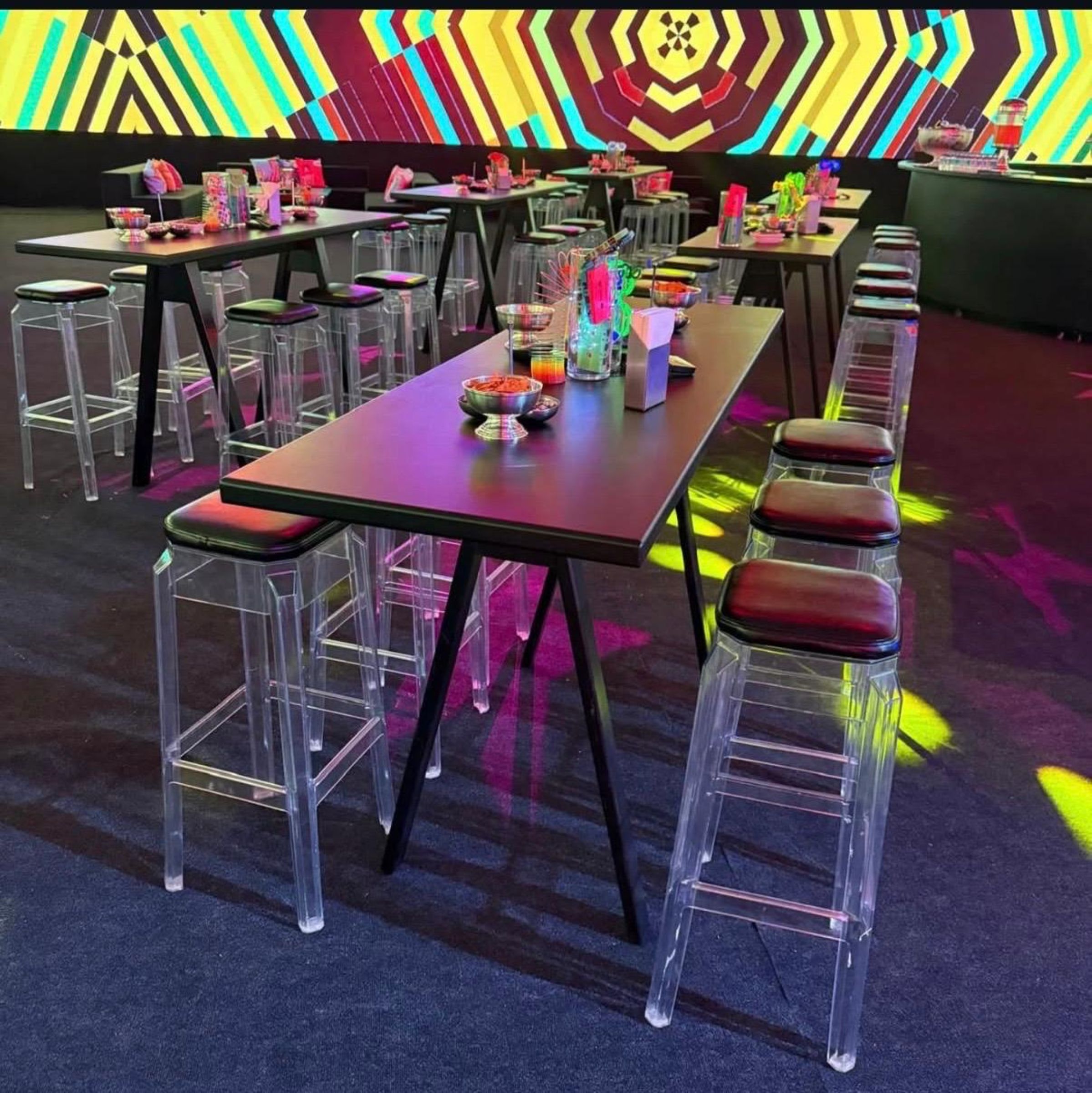 Capri Bar Masası-Siyah