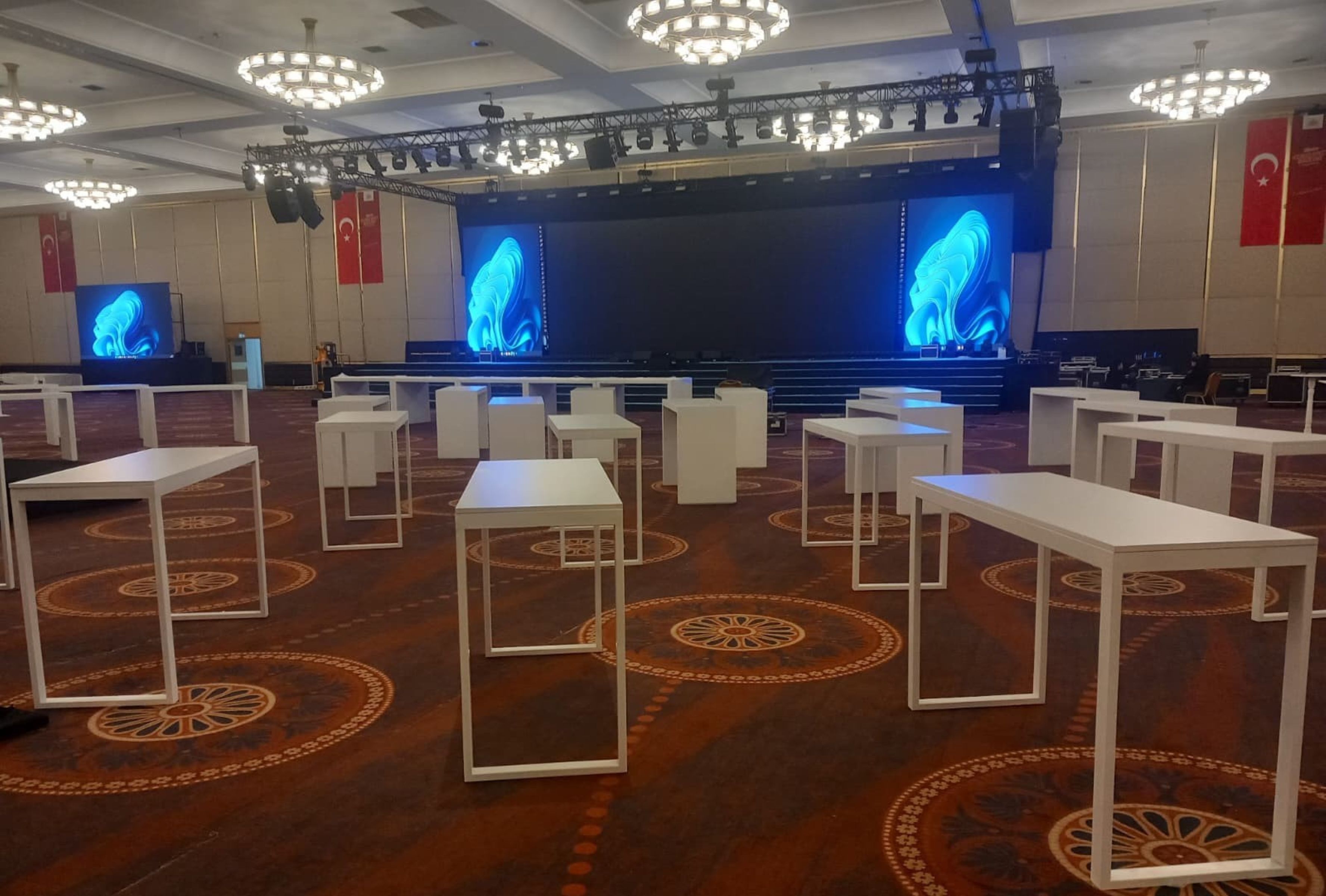 Carmen Bar Masası - Beyaz