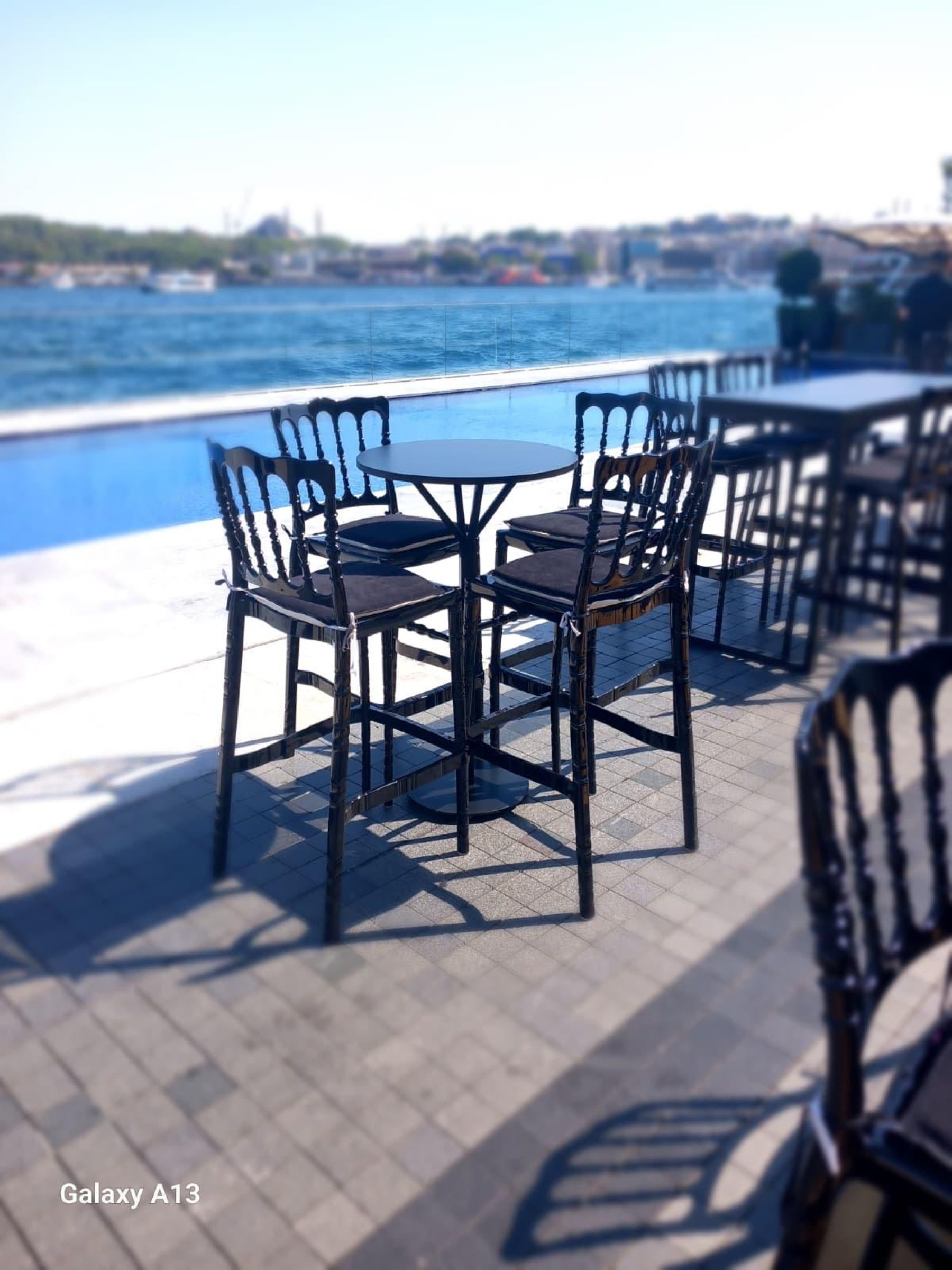 Siyah Elite Bar Taburesi