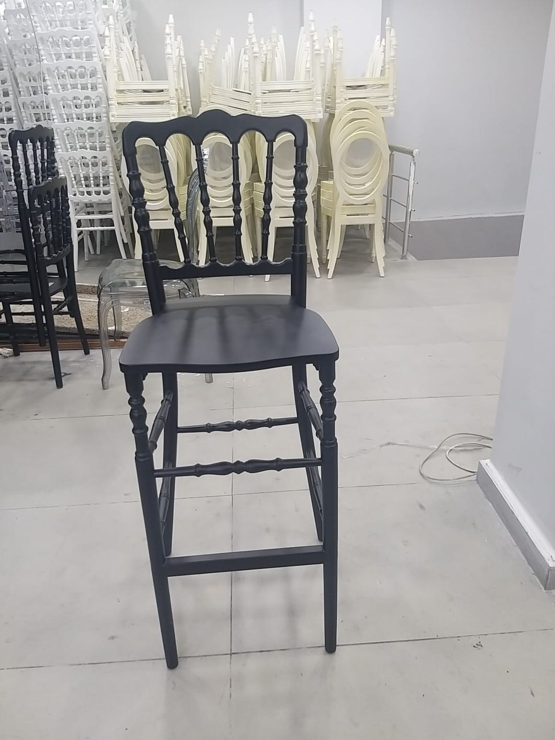 Siyah Napolyon Bar Taburesi