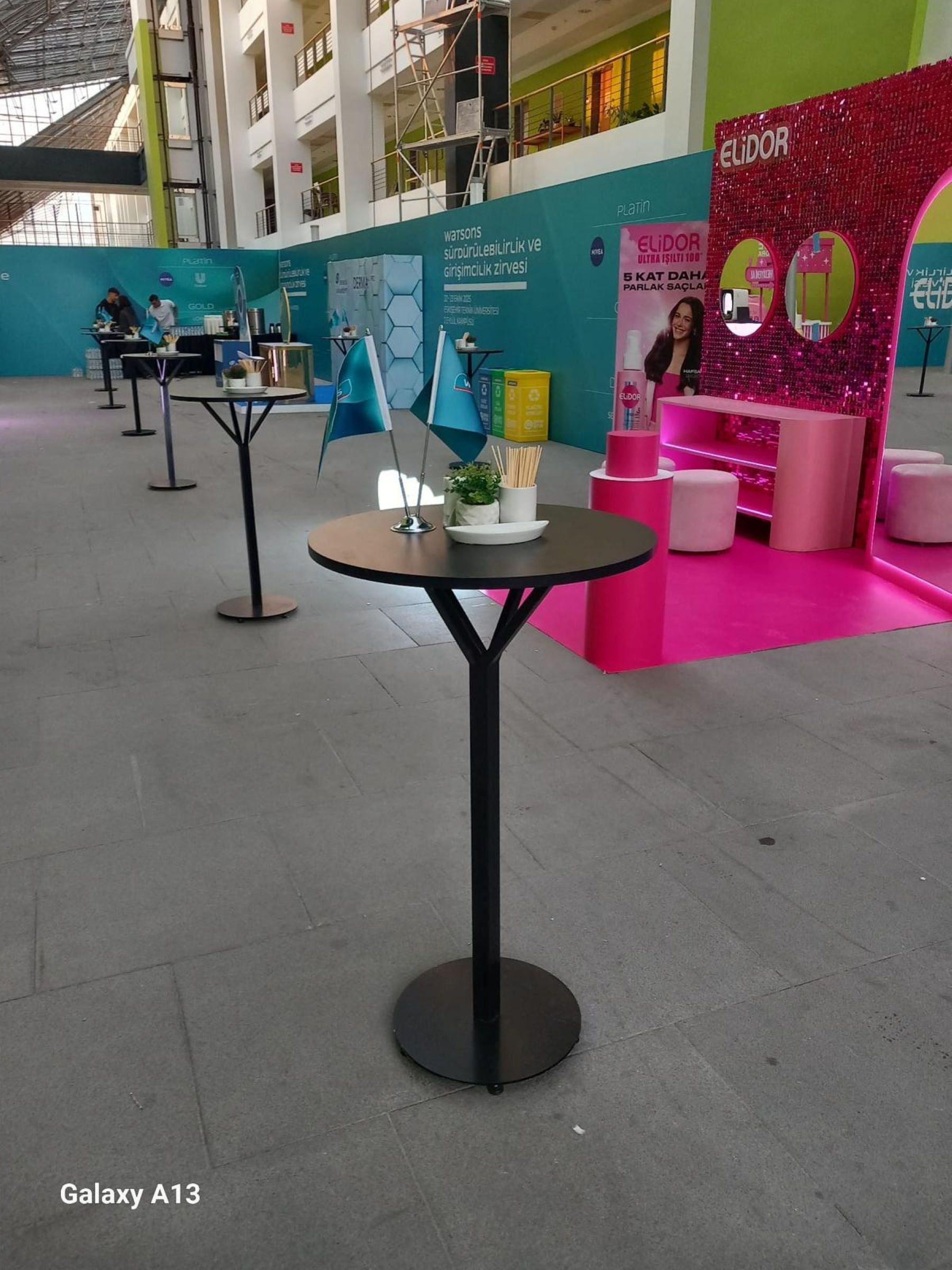 Bloom Bistro Masa - Siyah