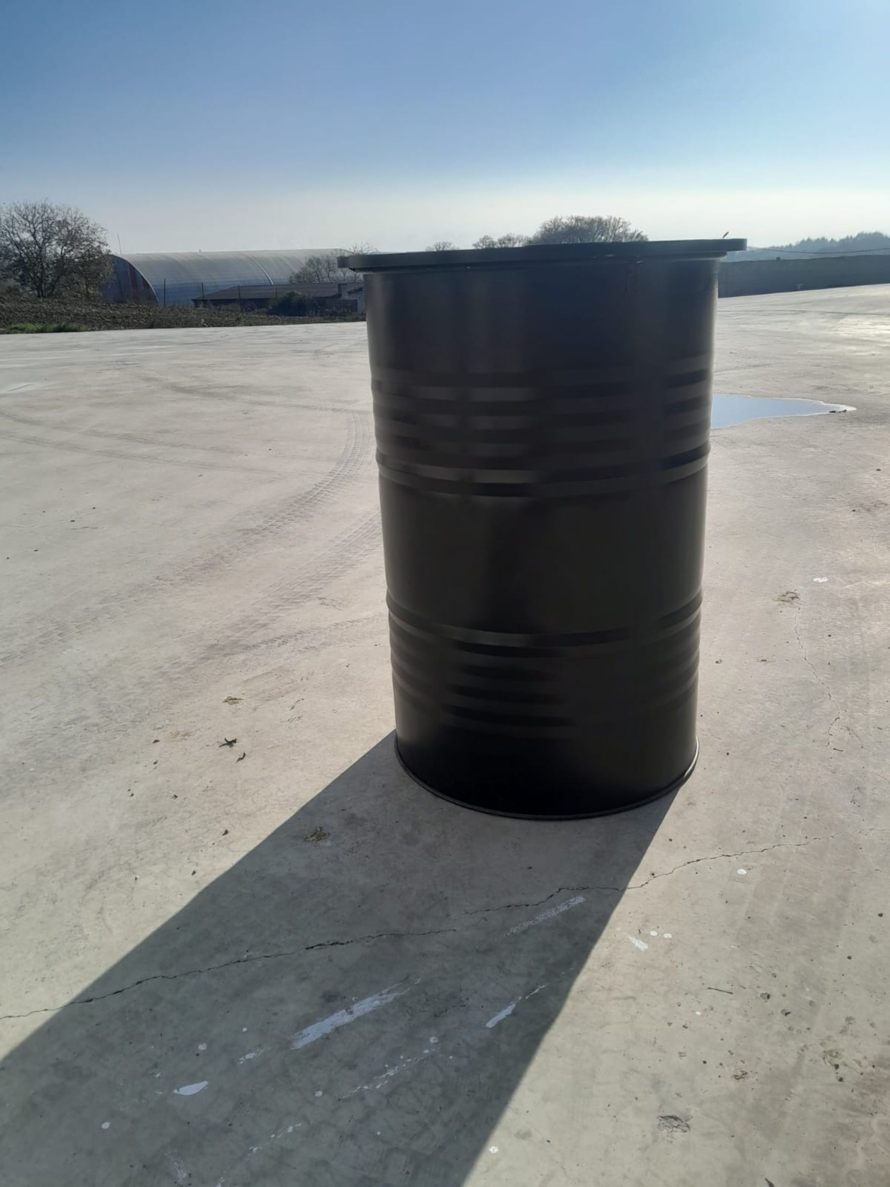 Siyah Varil Bistro Masa