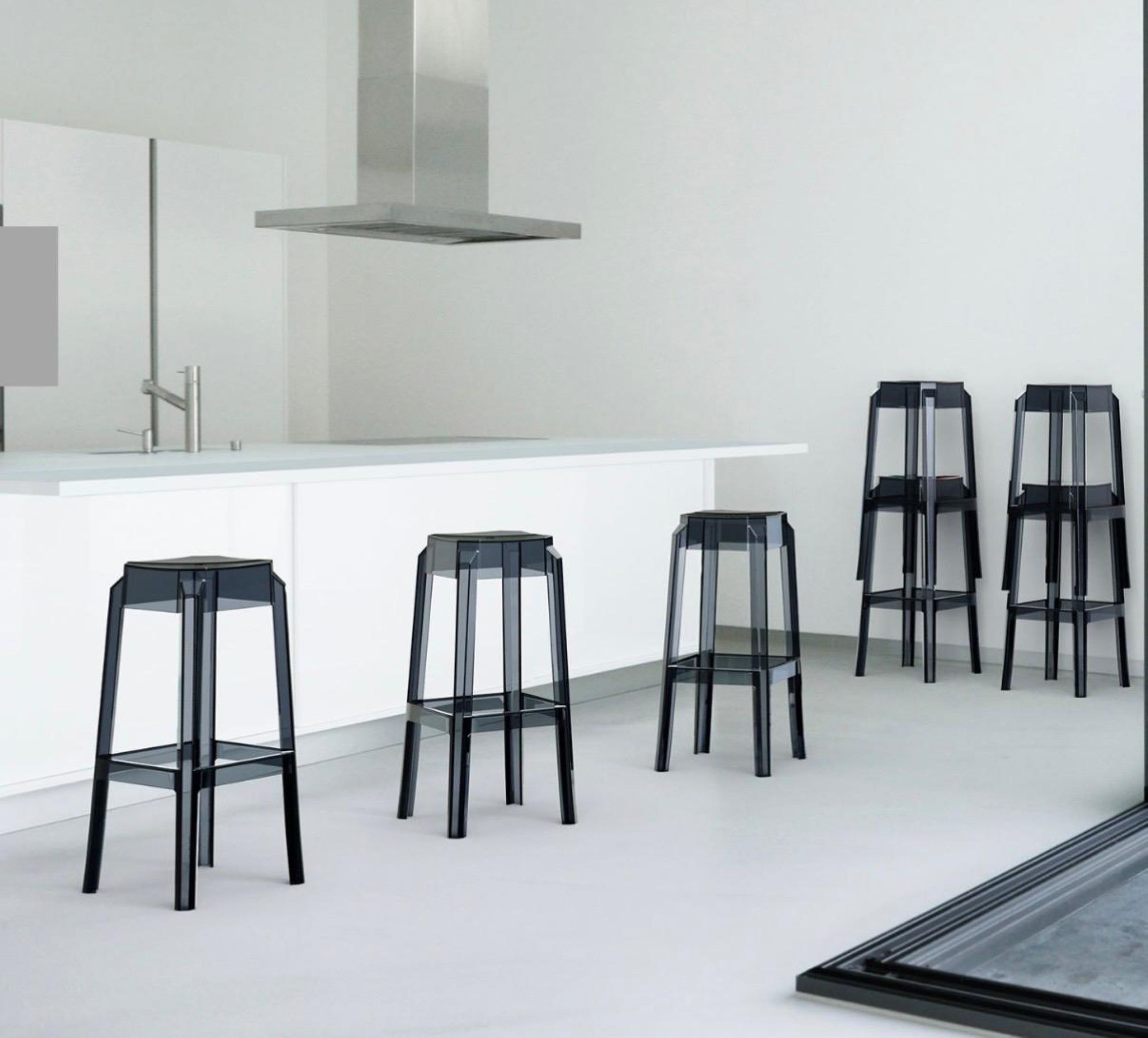 Füme Queen Bar Taburesi