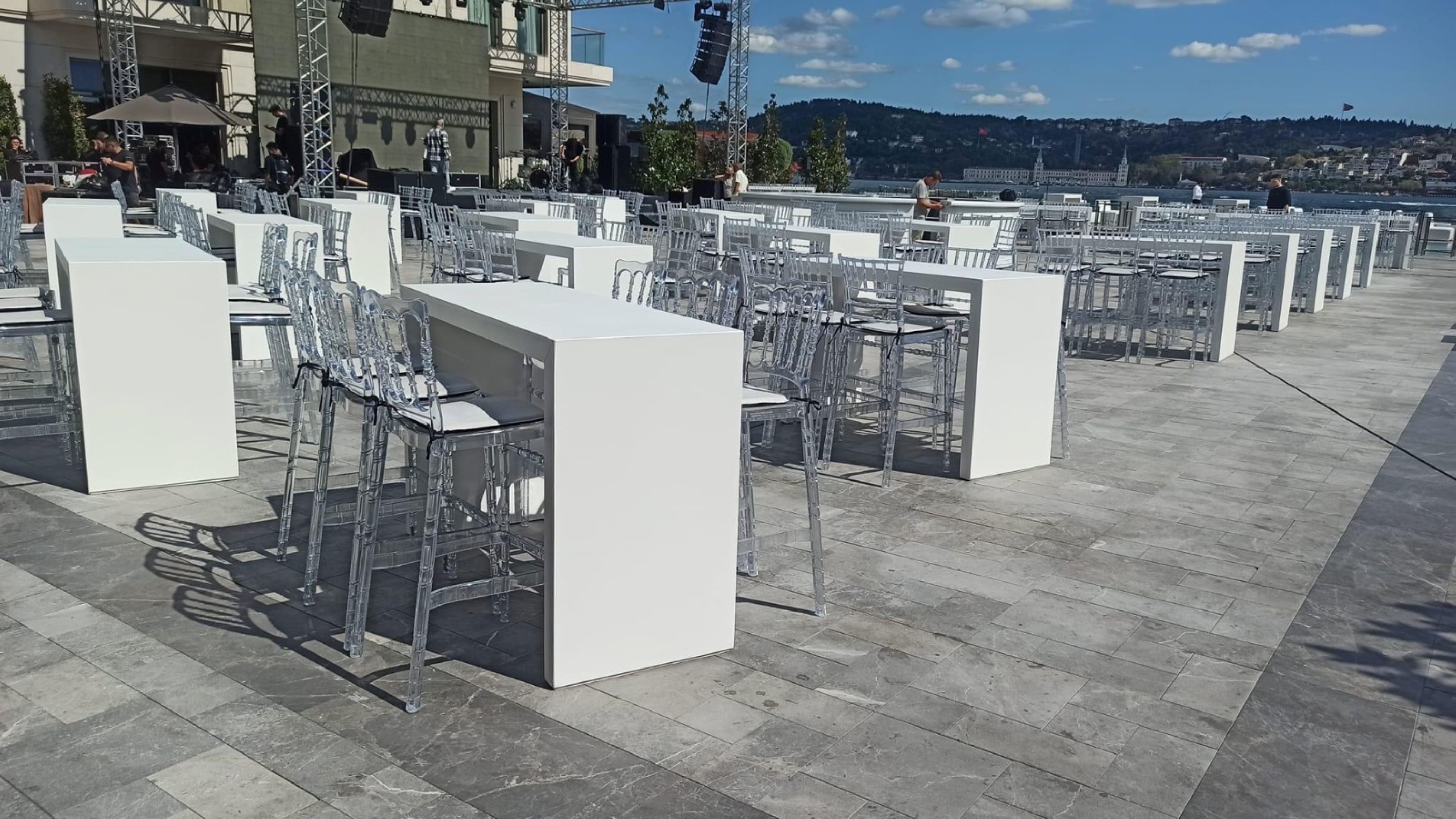 Erna Bar Masası - Beyaz